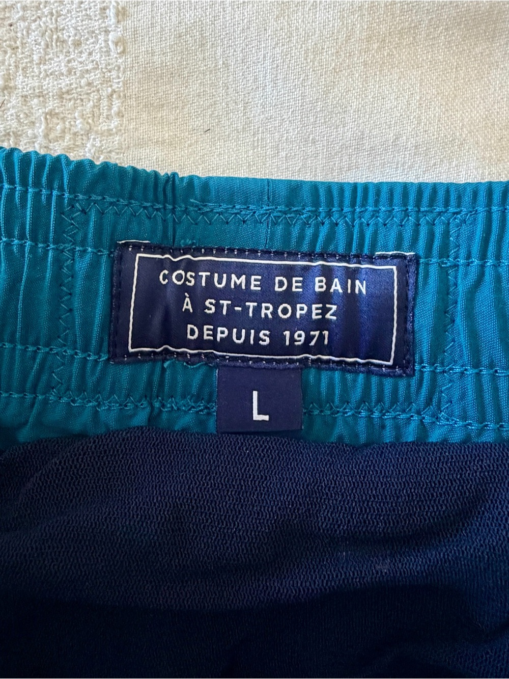 RARE Vilebrequin Men’s Ronde des Tortues Logo Flock Swim Shorts (L) - Picture 3 of 8
